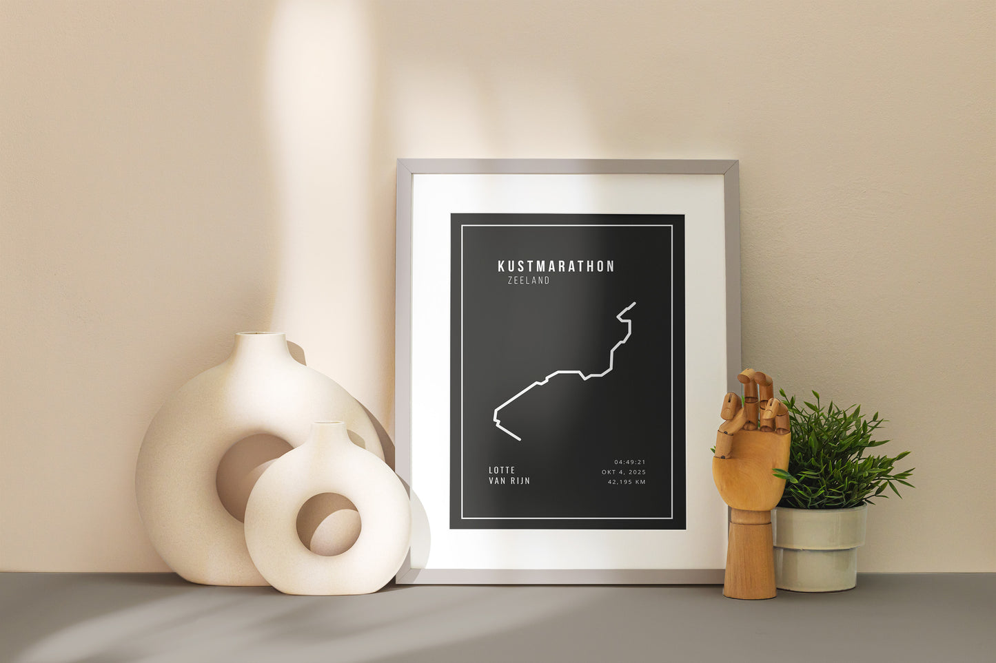 Kustmarathon Zeeland Minimalistic White Black